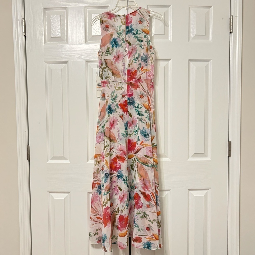 NWT Calvin Klein Floral Surplice Midi Dress Women's Size 2 - Picture 2 of 7